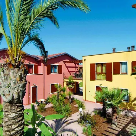 Apartment In Peschiera Del Garda 22085 Exterior photo