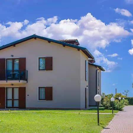 Apartment In Peschiera Del Garda 22085 Exterior photo