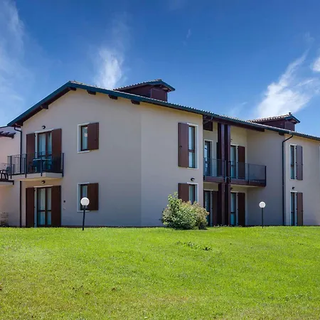Apartment In Peschiera Del Garda 22085 Exterior photo
